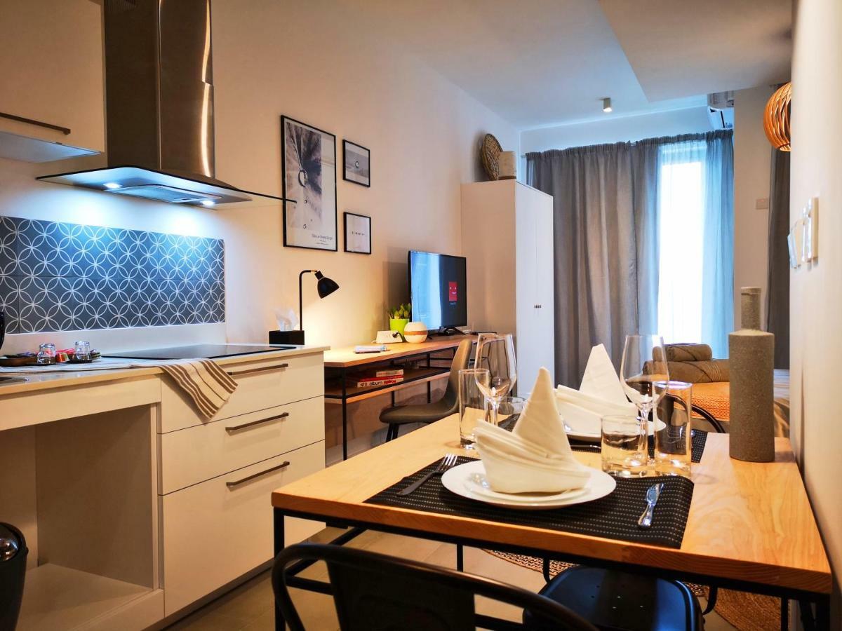 Avya'S Studio 113 At Ebene Square, Ebene Quatre Bornes Dış mekan fotoğraf
