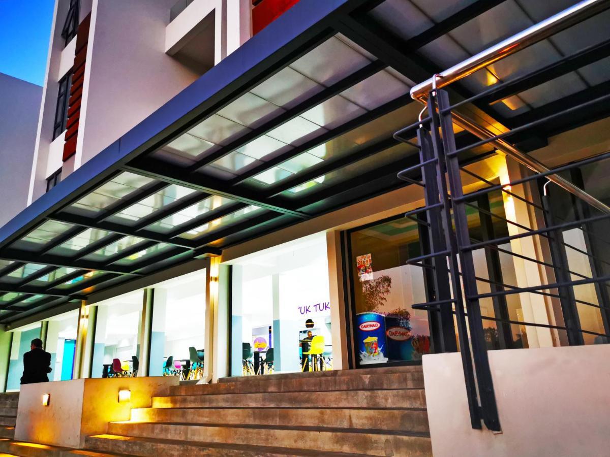 Avya'S Studio 113 At Ebene Square, Ebene Quatre Bornes Dış mekan fotoğraf